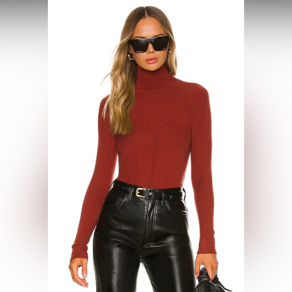 REVOLVE Peyton Turtleneck Sweater in Red
House of Harlow 1960